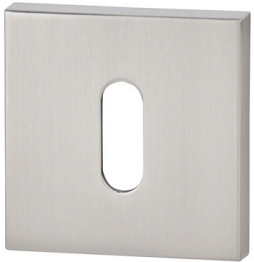 Metalowa osłona w kolorze srebrnym z prostokątnym otworem w środku.