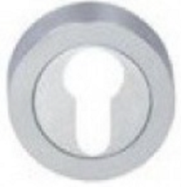 Metalowy zamek z otworem w kształcie klucza.