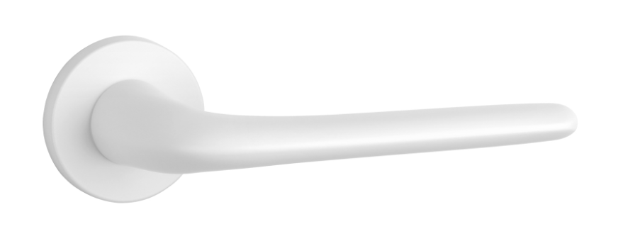 Biała klamka drzwiowa o nowoczesnym, minimalistycznym designie.