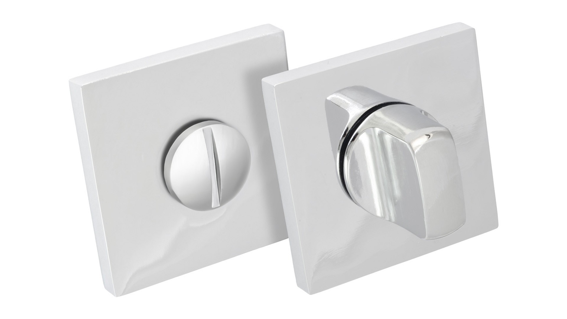 Nowoczesne pokrętła do drzwi w kolorze białym i chromowanym, umieszczone na prostokątnych panelach.