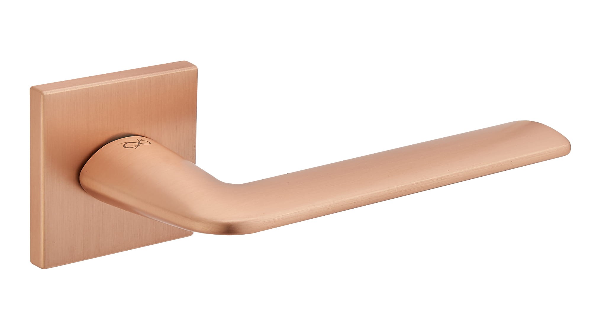 Mosiężny uchwyt drzwiowy w kolorze miedzi, o nowoczesnym, minimalistycznym designie.