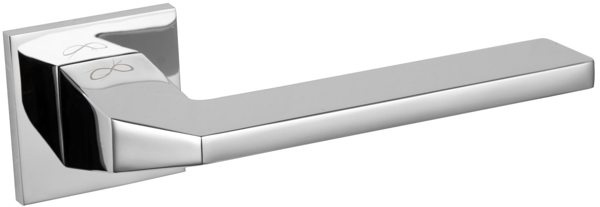 Nowoczesny, chromowany uchwyt drzwiowy o prostokątnym kształcie i eleganckim wykończeniu.