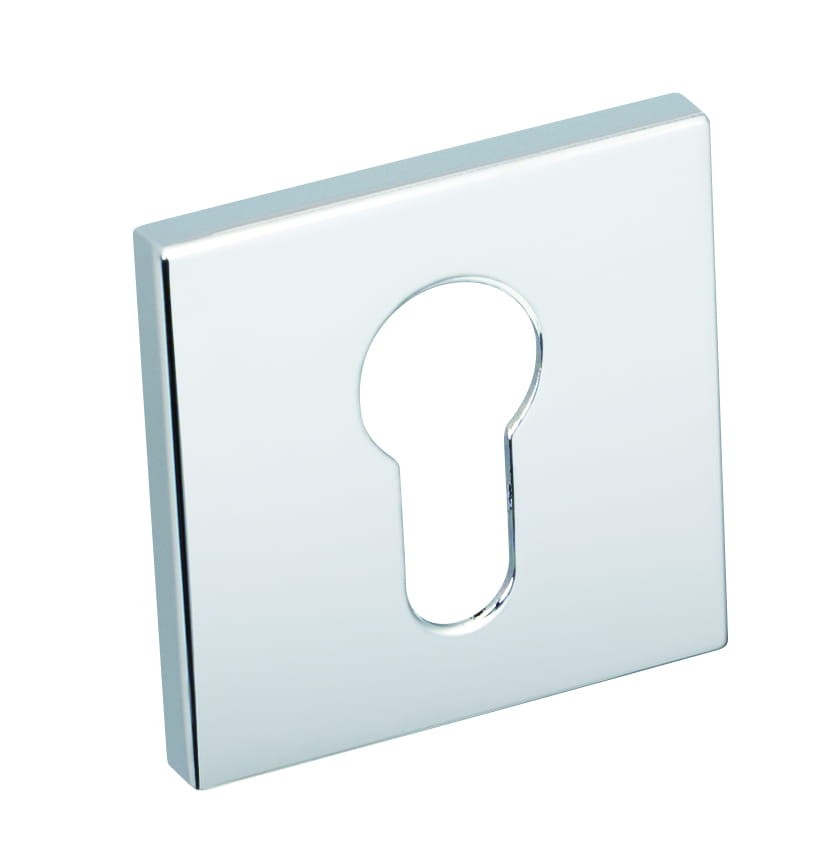 Metalowa osłona zamka w kształcie kwadratu z otworem w kształcie klucza.