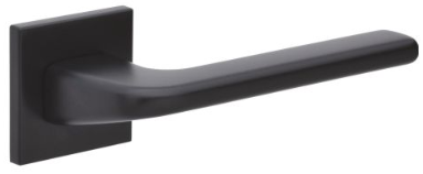 Czarny uchwyt drzwiowy o prostym, nowoczesnym kształcie, zamocowany na kwadratowej podstawie.