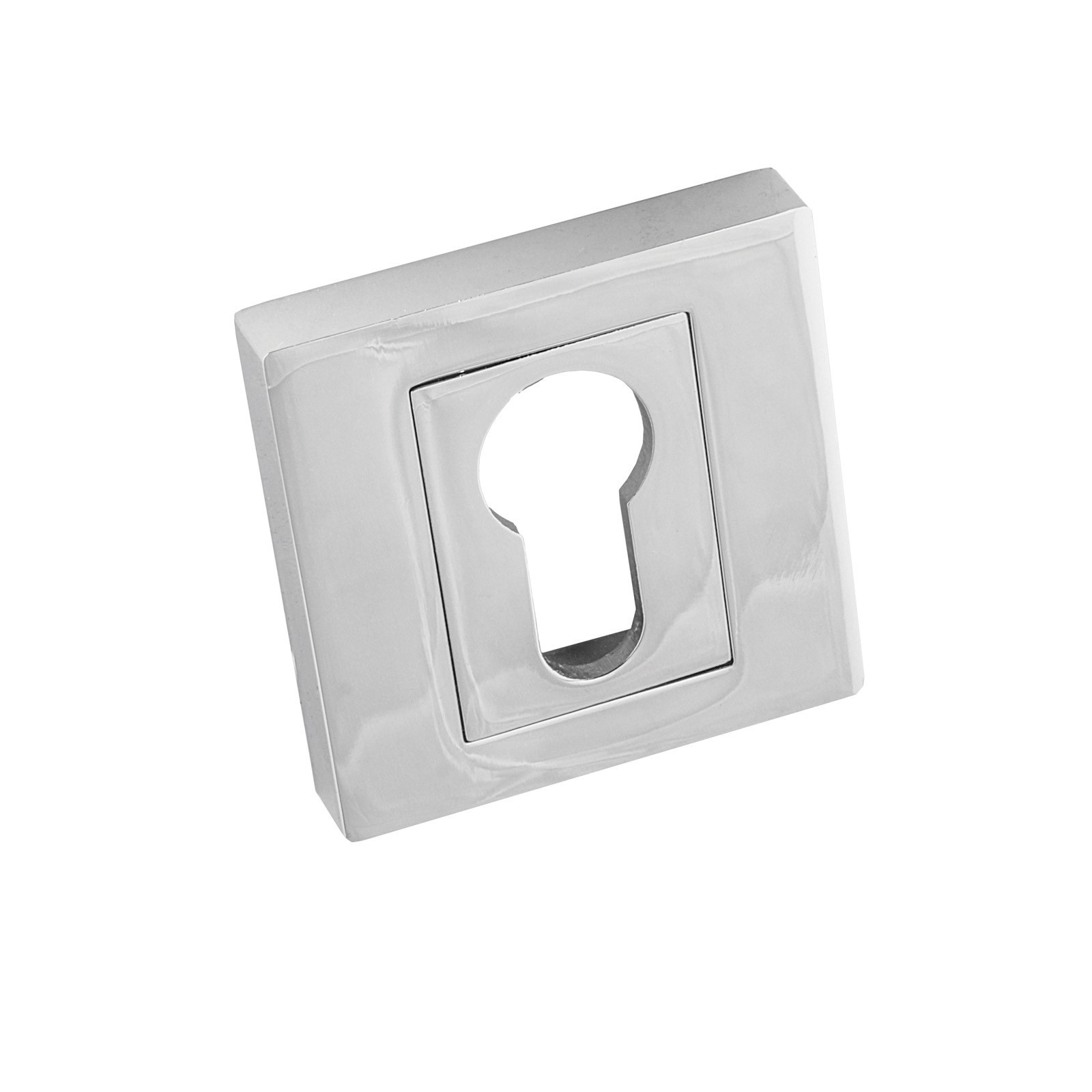 Metalowa osłona zamka z otworem w kształcie klucza, o prostokątnym kształcie i błyszczącej powierzchni.