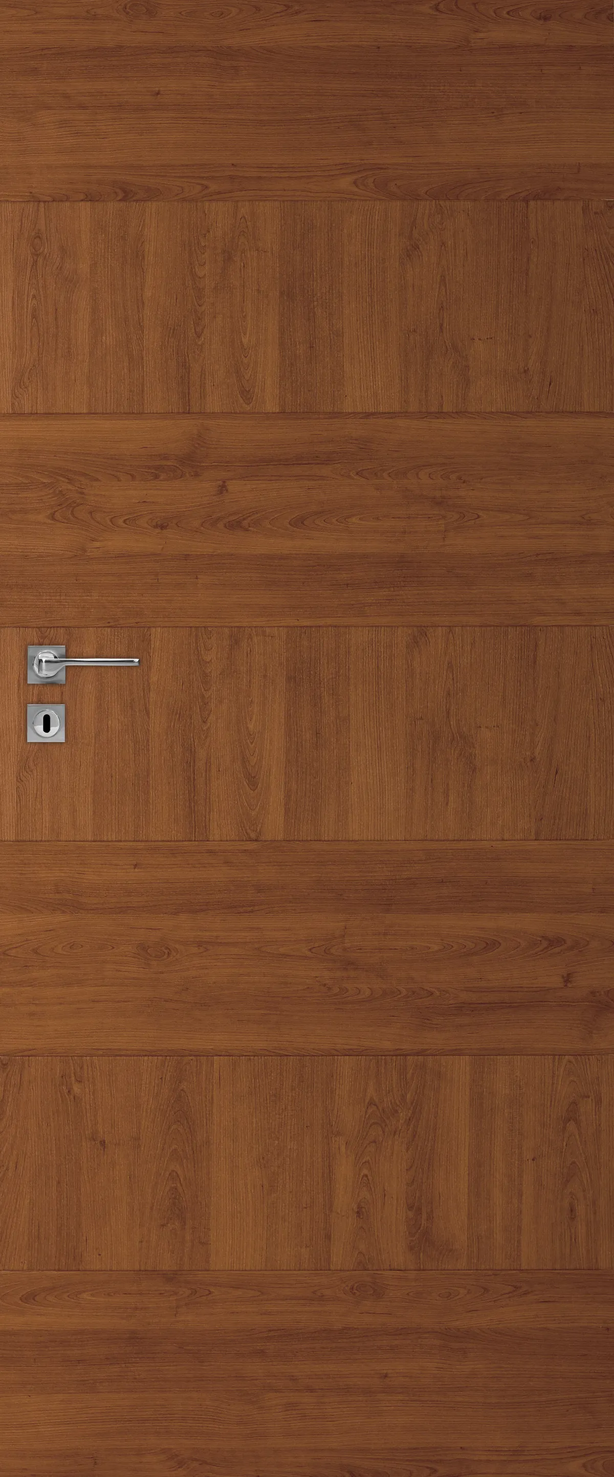 Gładkie, drewniane drzwi w ciepłym odcieniu brązu z metalowym uchwytem i zamkiem.