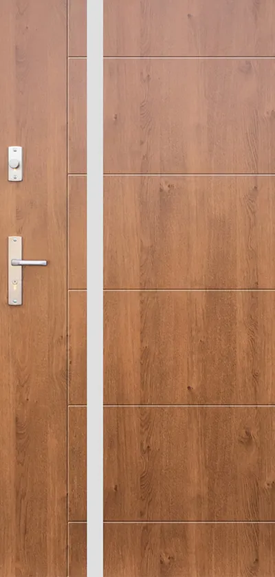 Brązowe drzwi z metalową klamką i zamkiem, z poziomymi panelami na powierzchni.