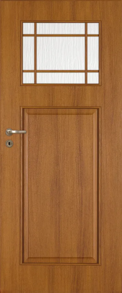 Drewniana drzwi w kolorze orzechowym z prostokątnym przeszkleniem u góry.