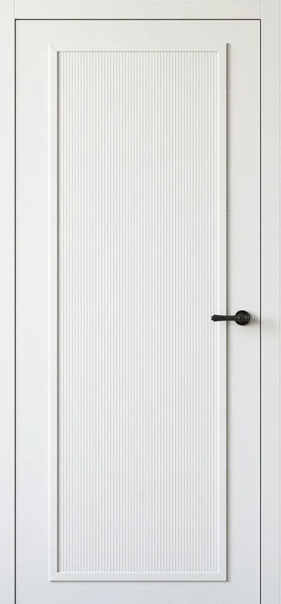Biała drzwi z pionowymi żłobieniami i czarnym uchwytem, umieszczone w jasnej ramie.