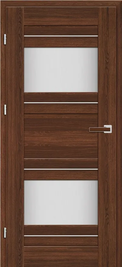 Brązowa drzwi z trzema poziomymi przeszkleniami i nowoczesnym uchwytem.
