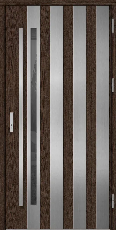 Nowoczesne drzwi z drewnianymi i metalowymi elementami, z wąskim oknem po lewej stronie.