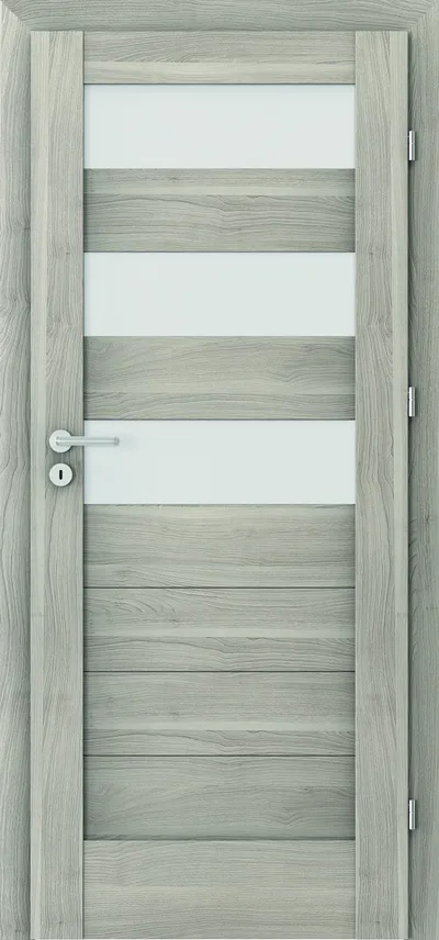 Drzwi w odcieniu szaro-beżowym z poziomymi pasami i przeszklonymi elementami.